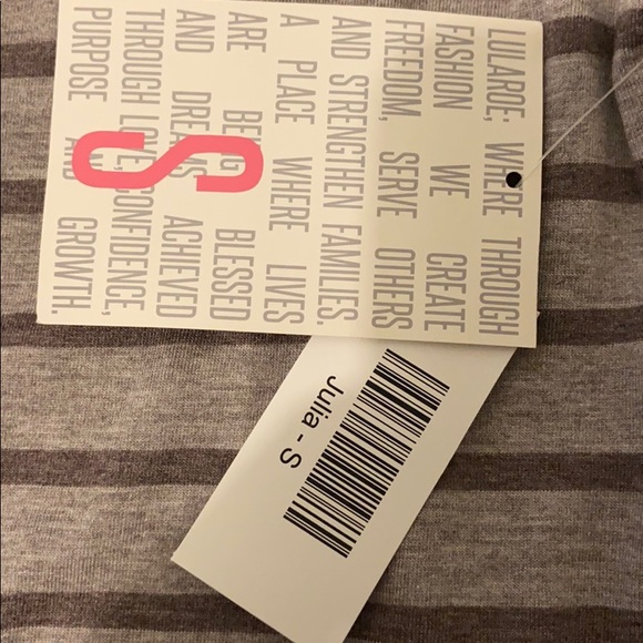 Lula Roe Julia - Picture 3 of 4